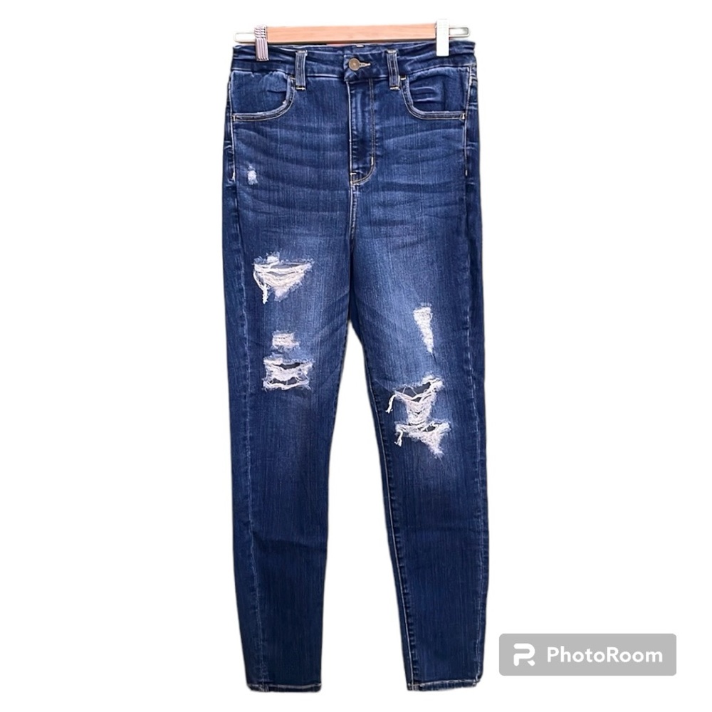 AMERICAN EAGLE Curvy Super-High Rise Stretch Ripped Jeans, Size 8